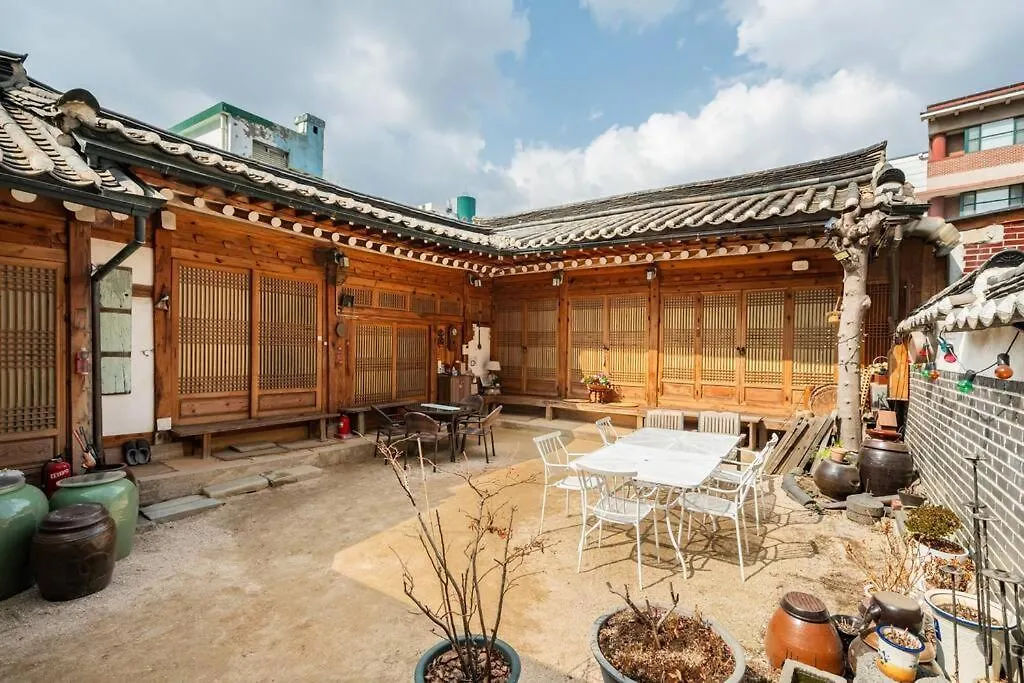 Holiday home Namhyundang - Hanok Korean Traditional House Seoul South Korea