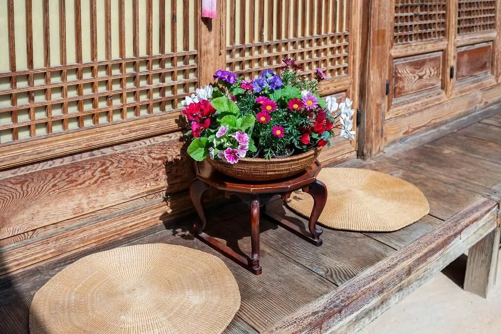 Namhyundang - Hanok Korean Traditional House Seoul 0*,